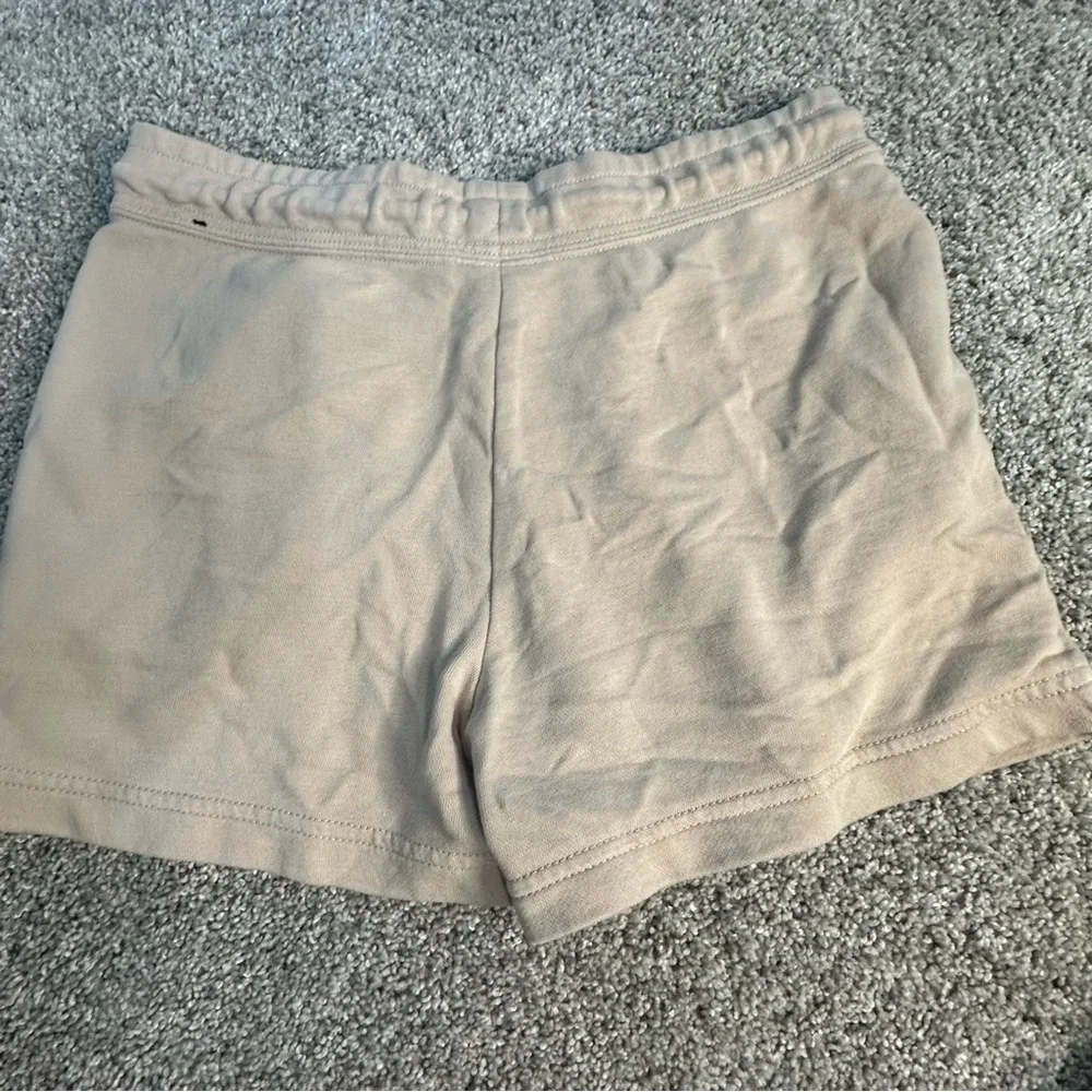 Nike Sportswear Icon Clash Fleece Drawcord Shorts small tan loungewear pockets - Picture 16 of 16